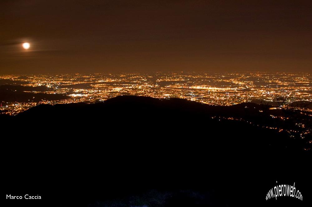 14_Luci della città e Luna.JPG